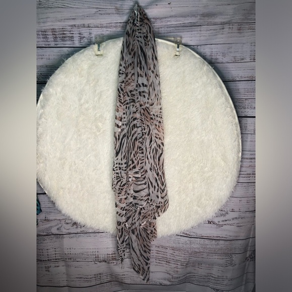 VENUS Zebra Pattern Swim Sarong O/S NWOT - Picture 6 of 15